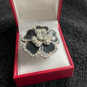 Lia Sophia Blooming Ring
